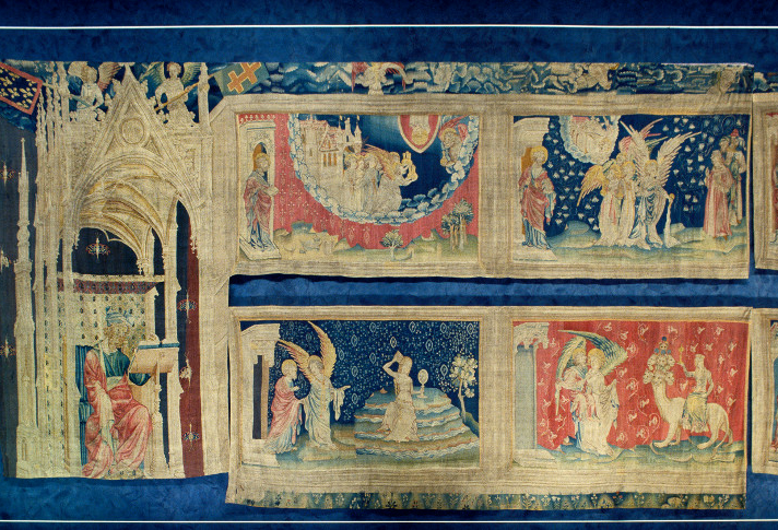 Apocalypse Tapestry, detail of a man. Scene “The Tears of Saint John”. Photograph taken from the reverse side.