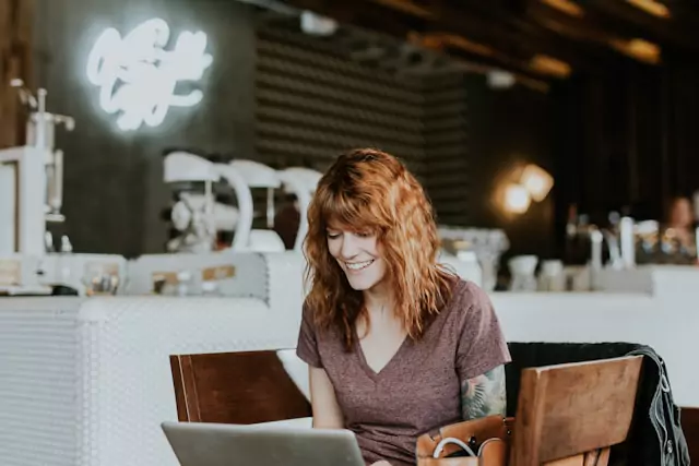 Art Business -Engaging with Online Art Communities