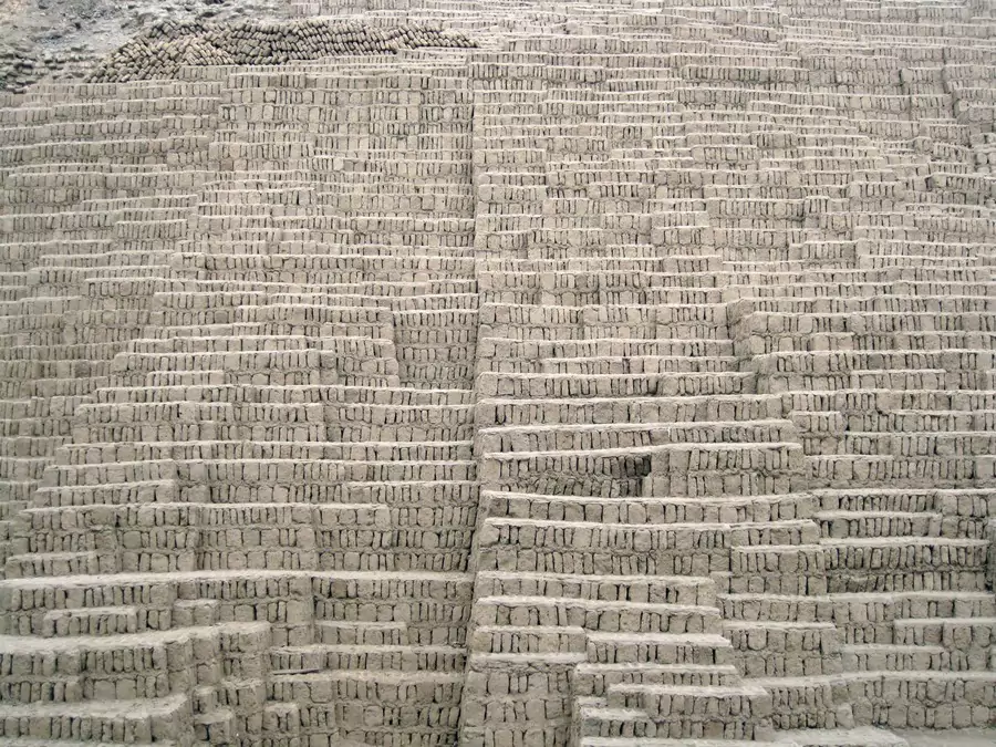 Huaca Pucllana wall